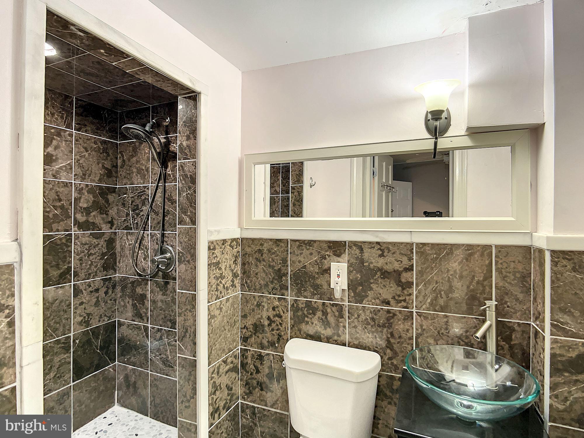 2850 27th Street Northwest Washington, DC 20008 - Photo 29 of 32 Lower Level Bath