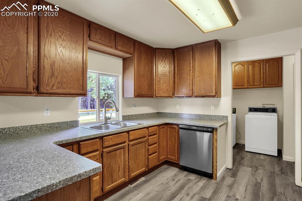 17595 Table Rock Road Colorado Springs, CO 80908 - Photo 14 of 33