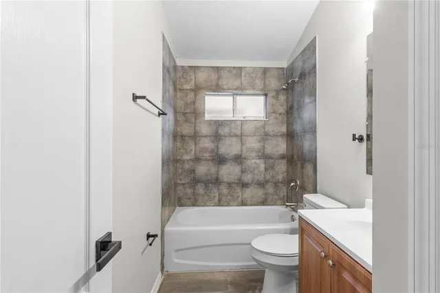 $470,000 | 723 Erik Lake Road, Brandon, FL 33510