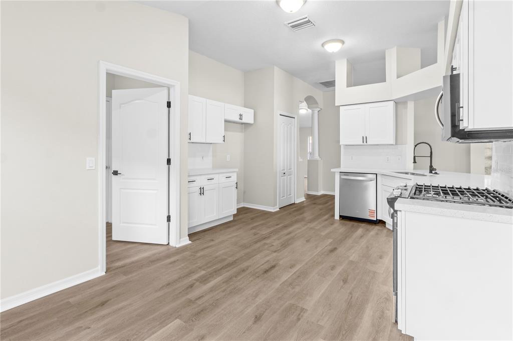 723 Erik Lake Road Brandon, FL 33510 - Photo 28 of 36