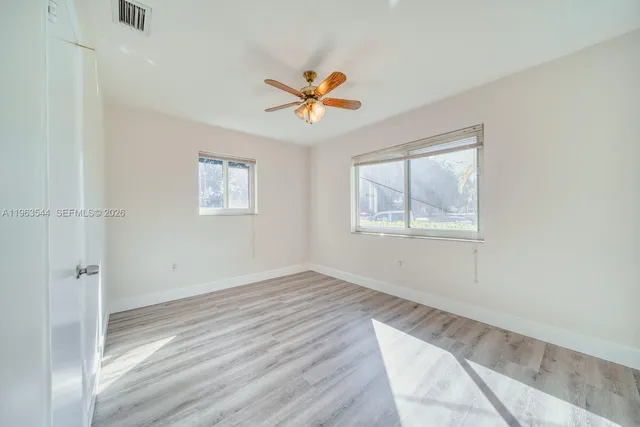 $2,700 | 2798 Southwest 32nd Avenue, Unit 2798, Miami, FL 33133