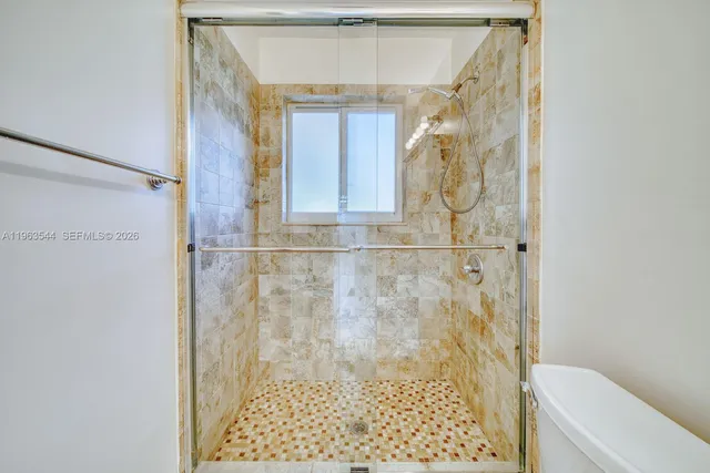 $2,700 | 2798 Southwest 32nd Avenue, Unit 2798, Miami, FL 33133