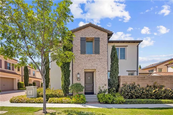 $1,760,000 | 124 Gulfstream, Irvine, CA 92620