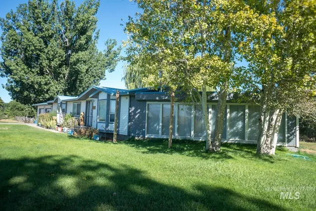 $674,500 | 340 West 400th Street South, Heyburn, ID 83336