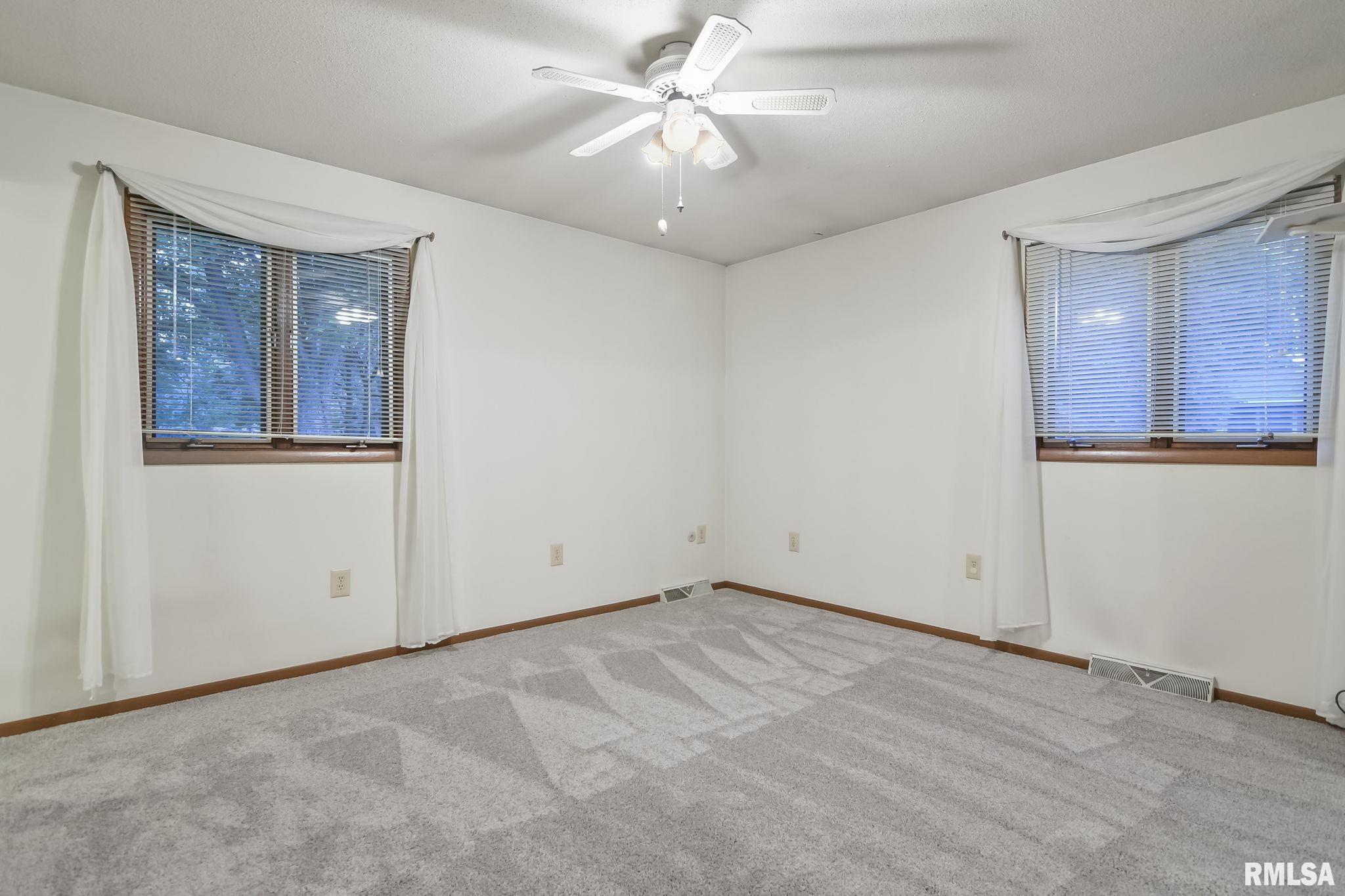 5 Ted Lane Springfield, IL 62711 - Photo 14 of 27