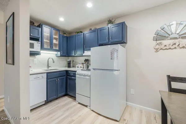 $185,000 | 112 Holiday Loop, Unit 838, Blanchard, ID 83804