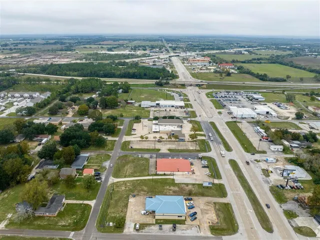 $17,999 | 0 Bayou Avenue, Anahuac, TX 77514