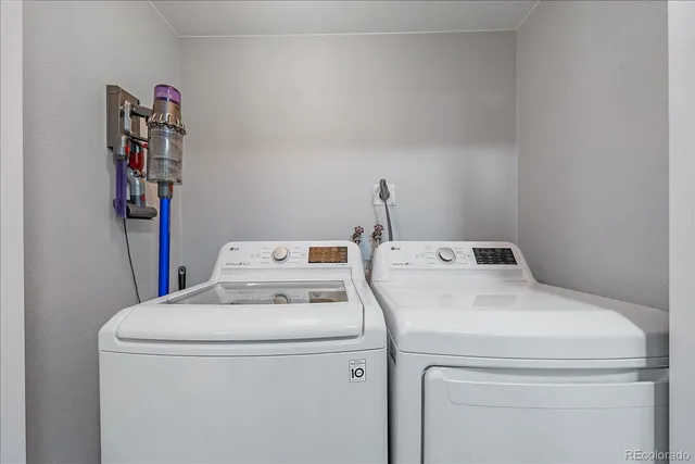 $345,000 | 7865 East Mississippi Avenue, Unit 1006, Denver, CO 80247