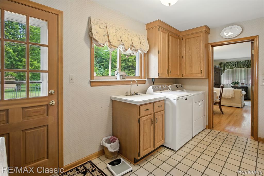 415 Booth Road Troy, MI 48085 - Photo 18 of 52