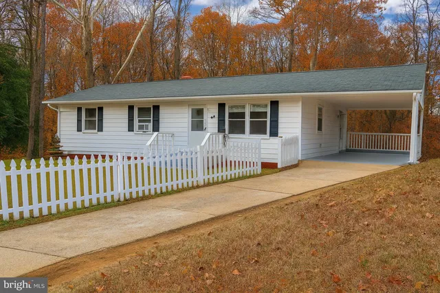 $395,000 | 3004 Alderton Avenue, Fort Washington, MD 20744