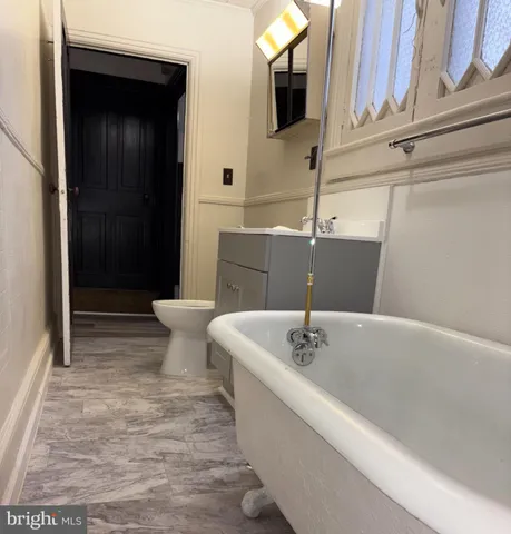 $1,200 | 121 East Washington Street, Unit B, Chambersburg, PA 17201