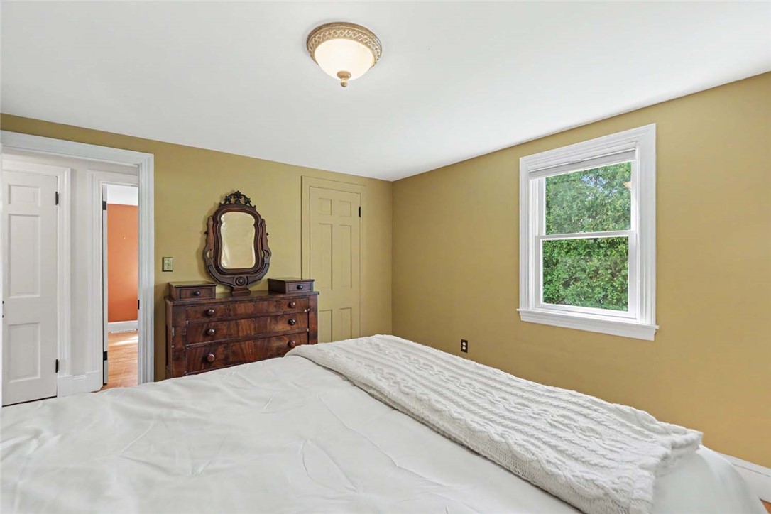 12 Elton Road Barrington, RI 02806 - Photo 22 of 39 Gallery Image 22
