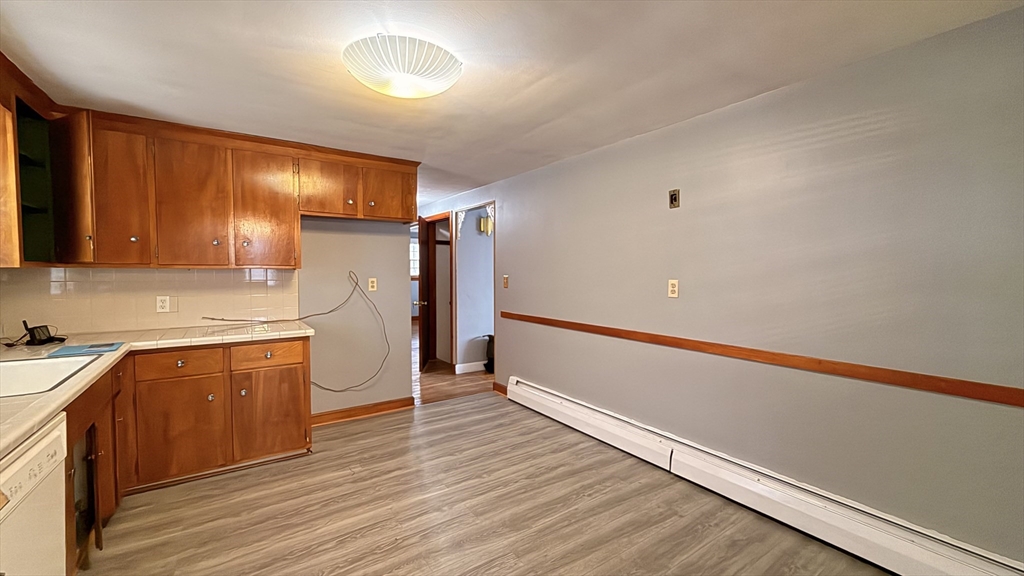 27 Ralwood Road Boston, MA 02136 - Photo 13 of 37