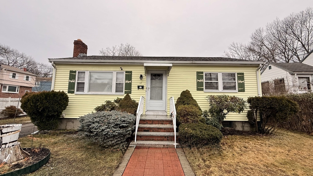 27 Ralwood Road Boston, MA 02136 - Photo 18 of 37