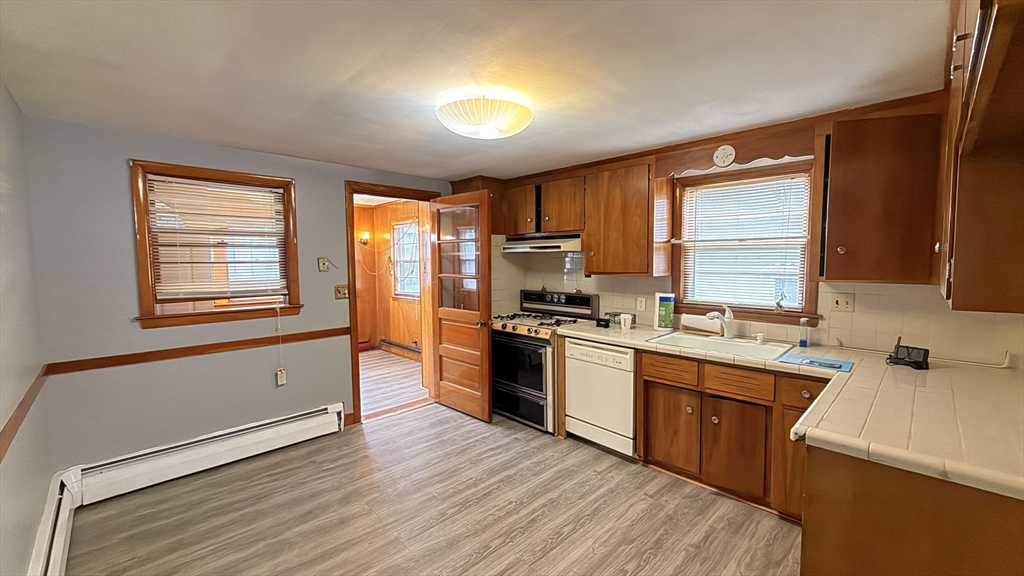 27 Ralwood Road Boston, MA 02136 - Photo 35 of 37