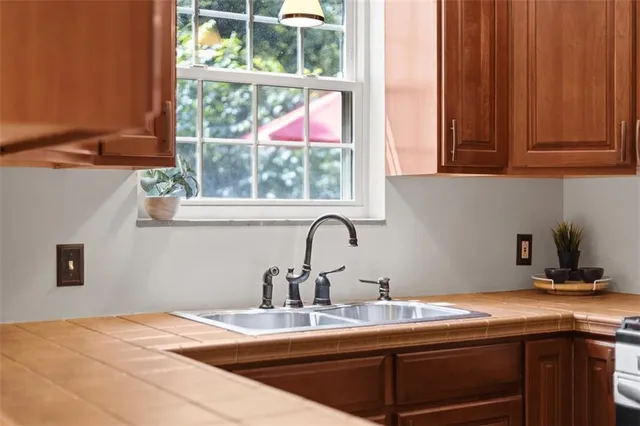 $317,500 | 21 Bryn Mawr Road, Pittsburgh, PA 15221