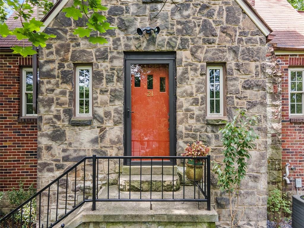 21 Bryn Mawr Road Pittsburgh, PA 15221 - Photo 2 of 42 a view of building with brick wall and potted plants