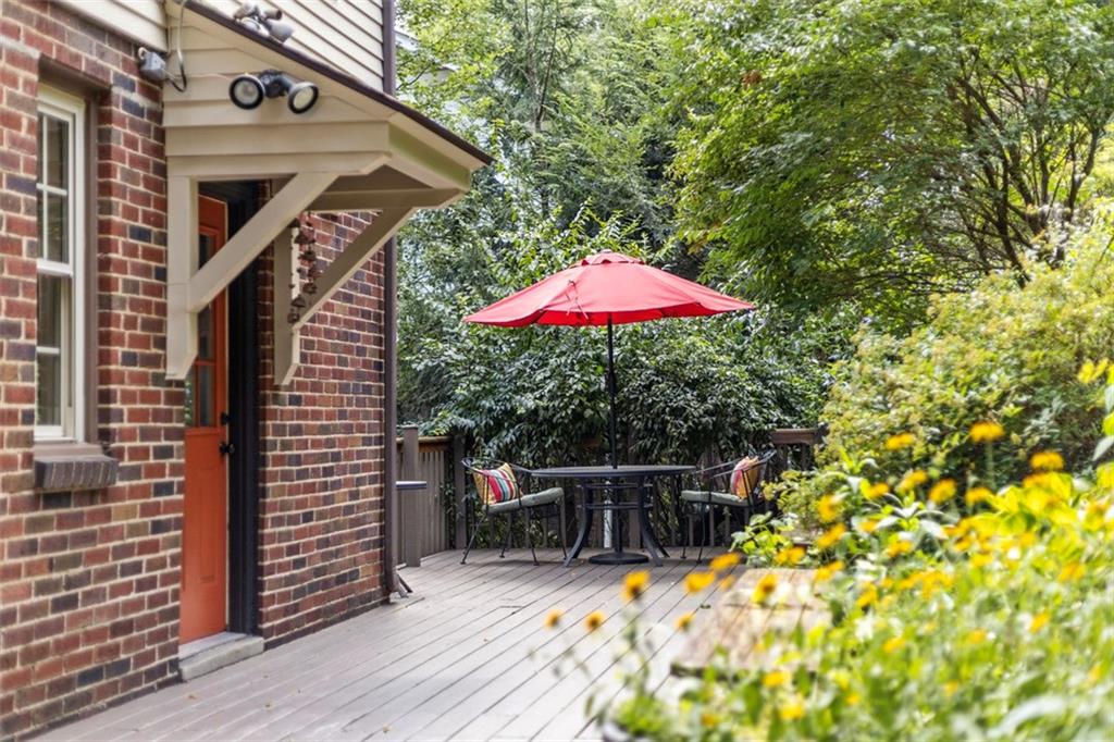 21 Bryn Mawr Road Pittsburgh, PA 15221 - Photo 34 of 42 a view of a balcony with furniture