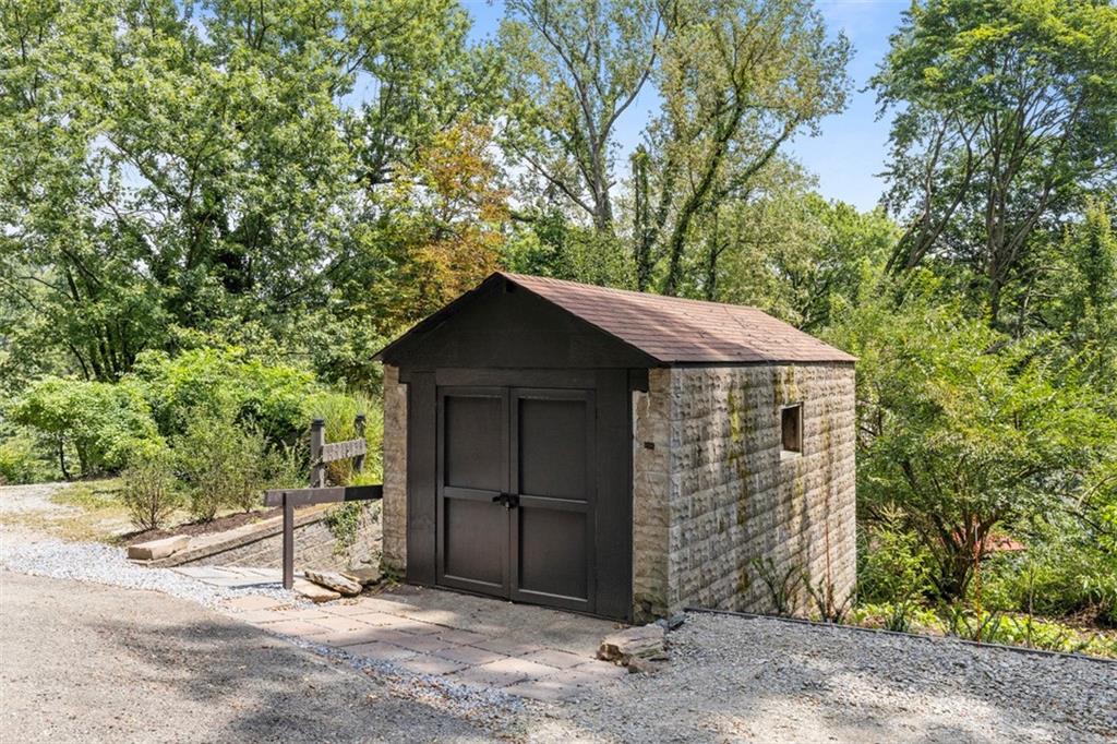 21 Bryn Mawr Road Pittsburgh, PA 15221 - Photo 37 of 42 a brick house with large trees