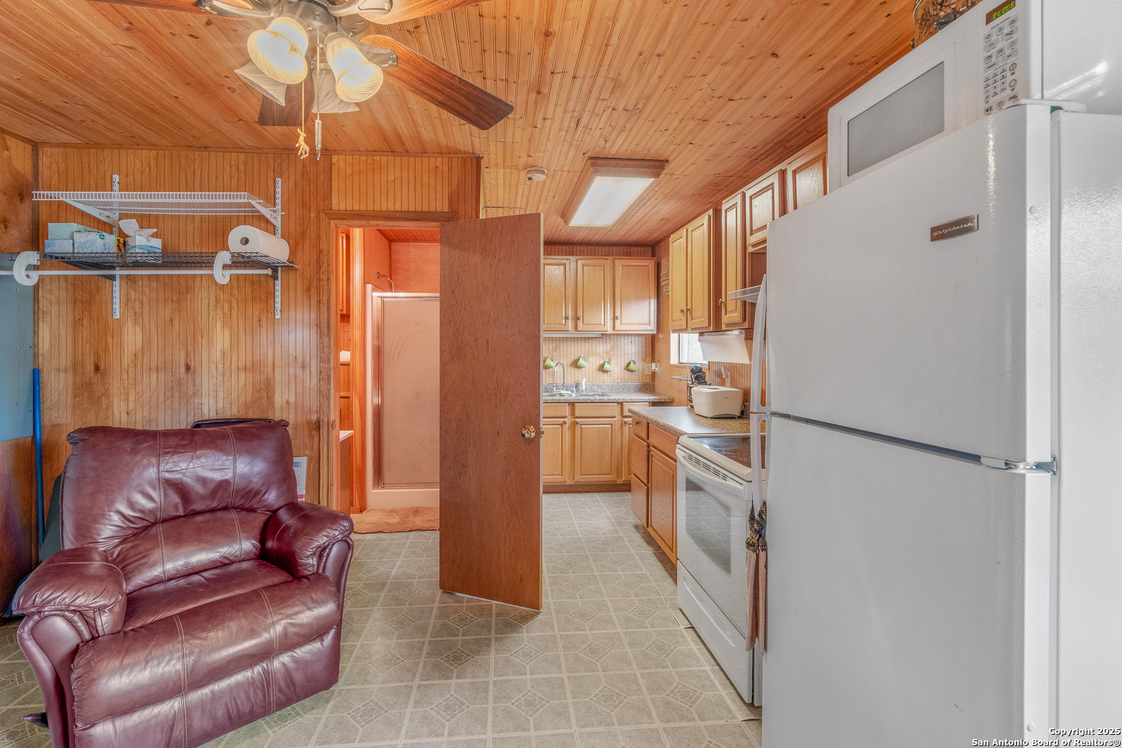 932 Shin Oak Road Menard, TX 76859 - Photo 7 of 23