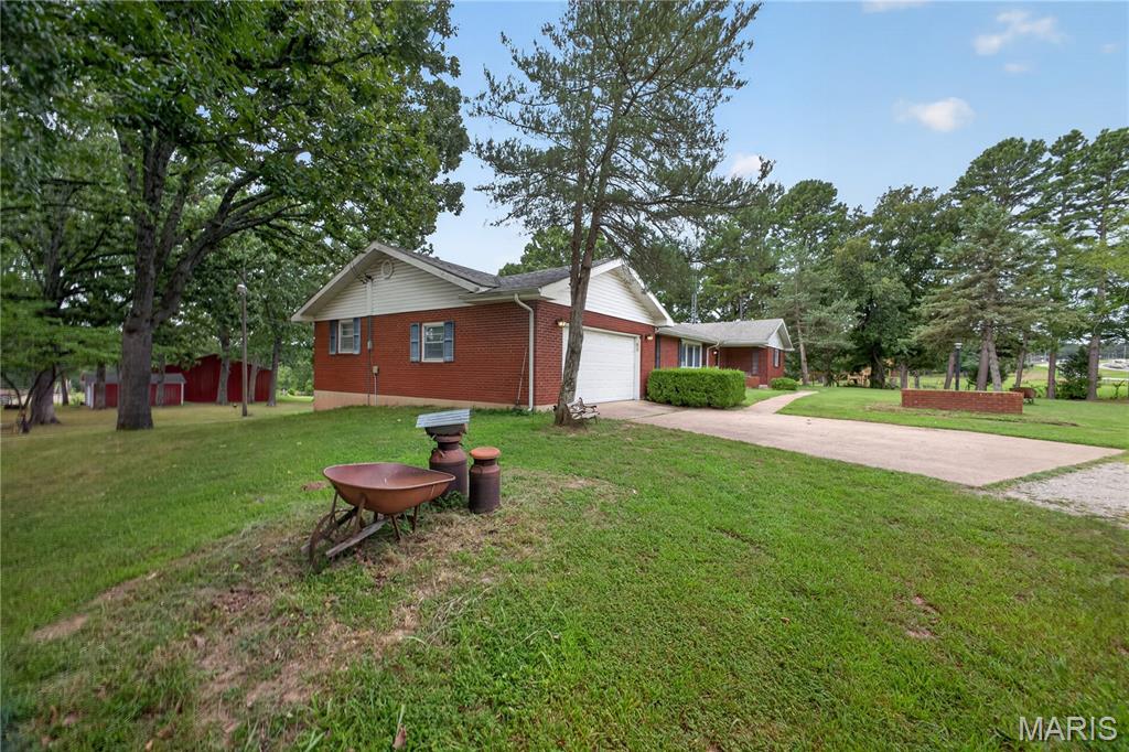 21994 Spruce Road Waynesville, MO 65583 - Photo 3 of 86