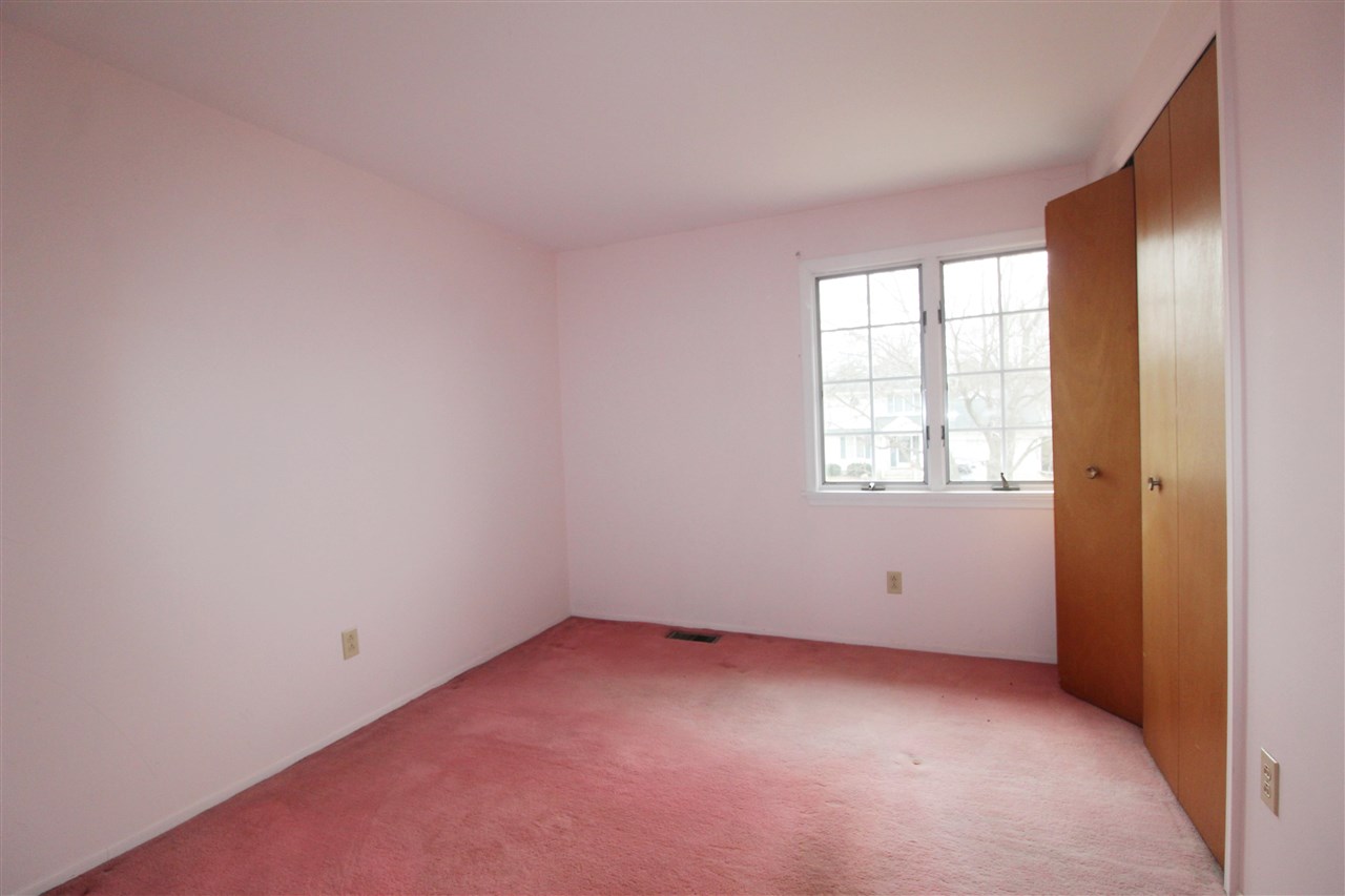 331 Holland Road Flushing, MI 48433 - Photo 24 of 31 50068747-23.JPG