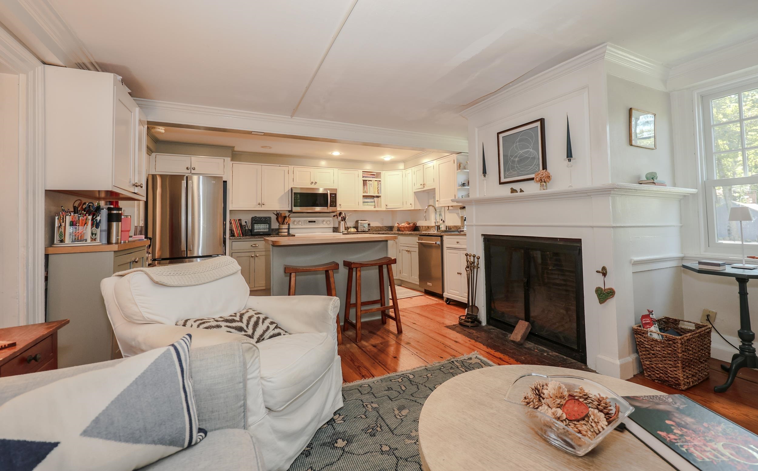 89 Old Henniker Road Hopkinton, NH 03229 - Photo 16 of 59