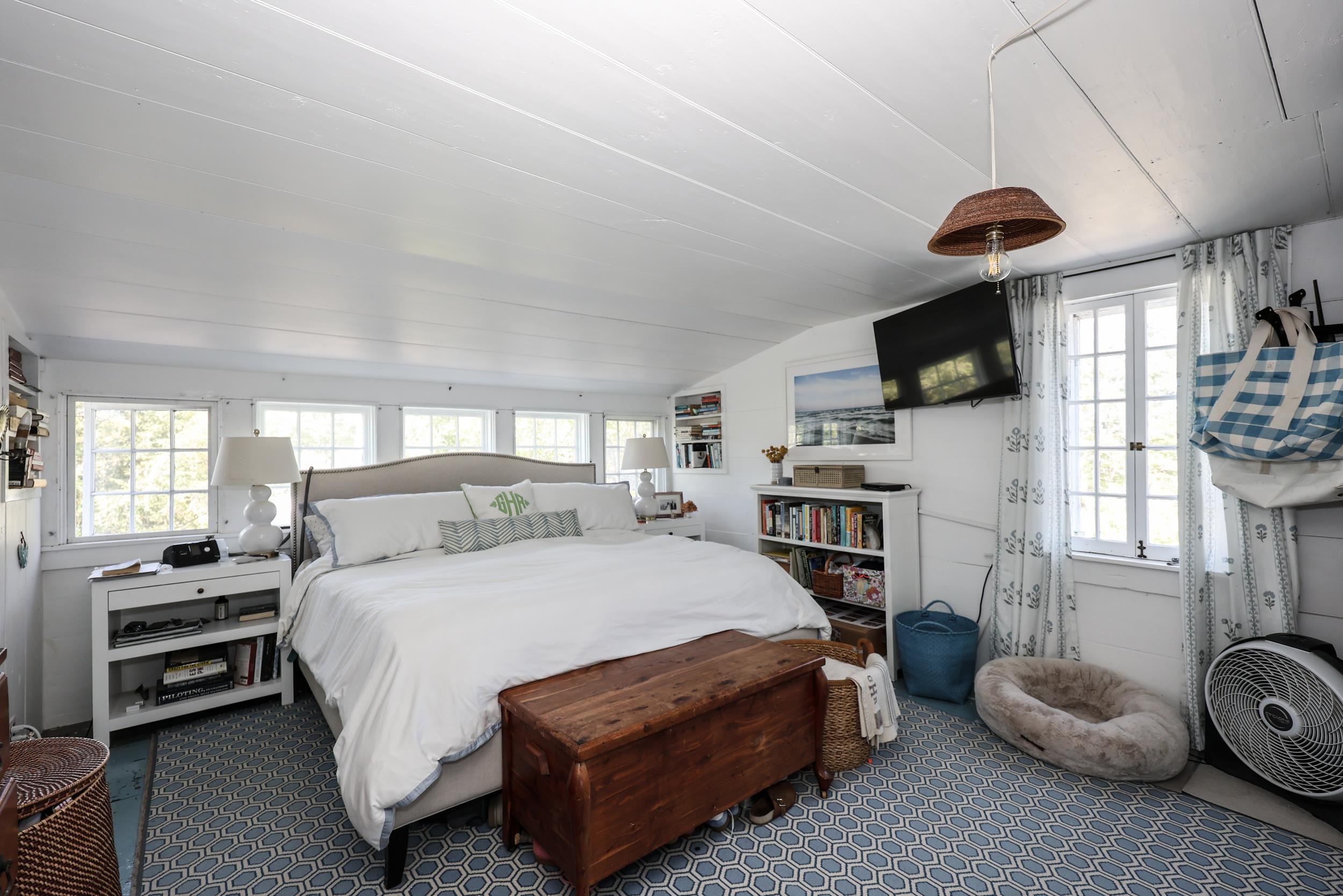 89 Old Henniker Road Hopkinton, NH 03229 - Photo 34 of 59