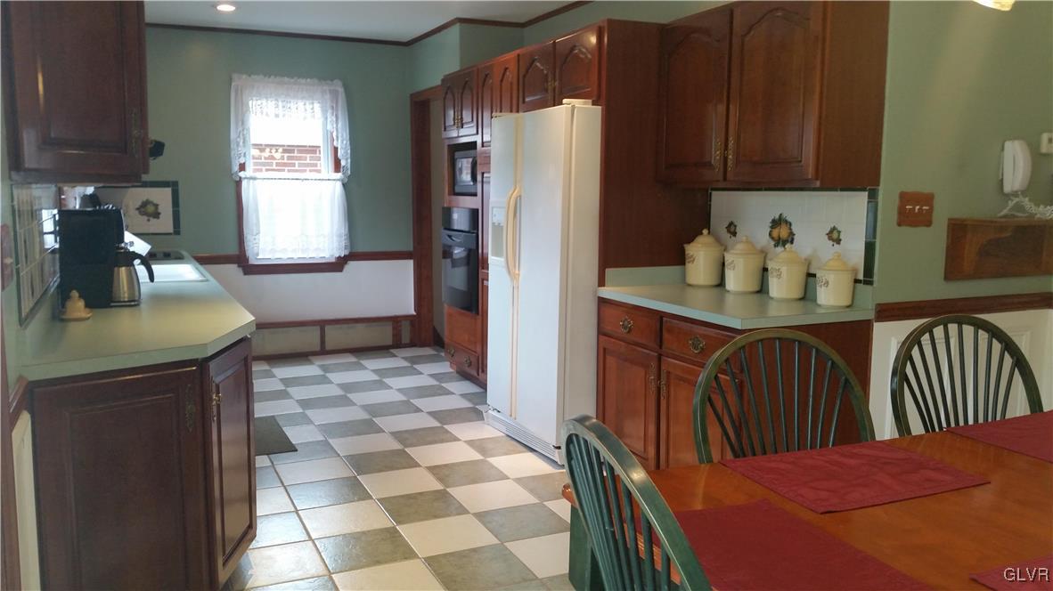 2075 Allentown Road Quakertown, PA 18951 - Photo 20 of 36 Gallery Image 20