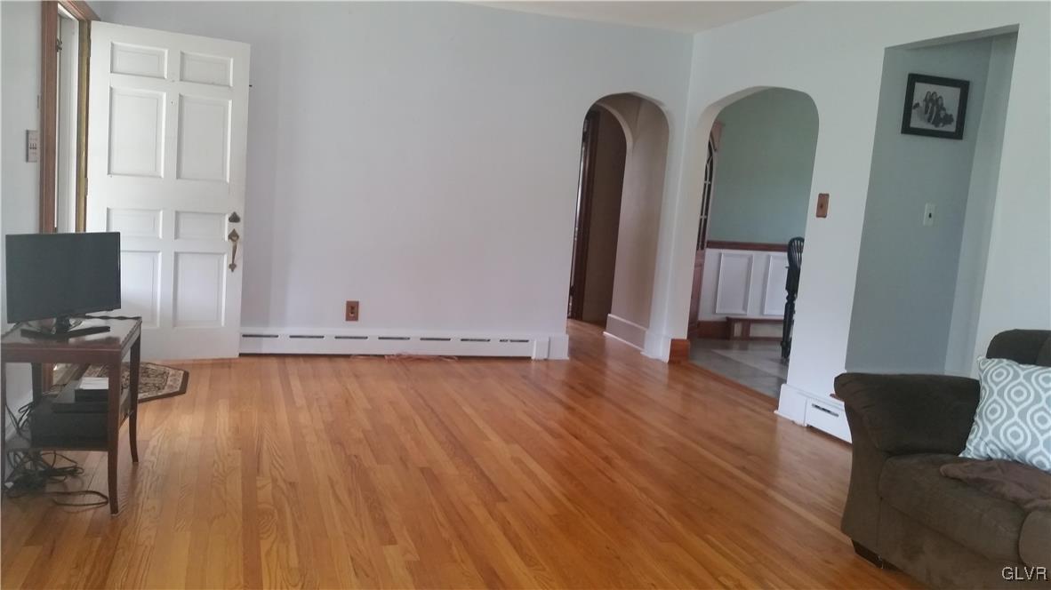 2075 Allentown Road Quakertown, PA 18951 - Photo 9 of 36 Gallery Image 9