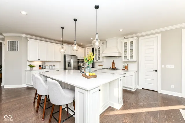 $999,900 | 11991 Shady Knoll Drive, Fishers, IN 46037