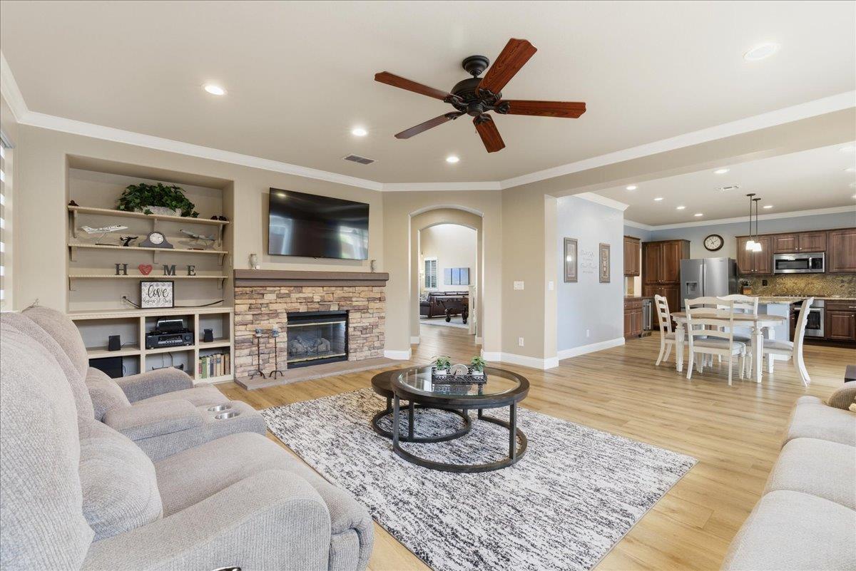 1641 Hummingbird Way Roseville, CA 95747 - Photo 11 of 49