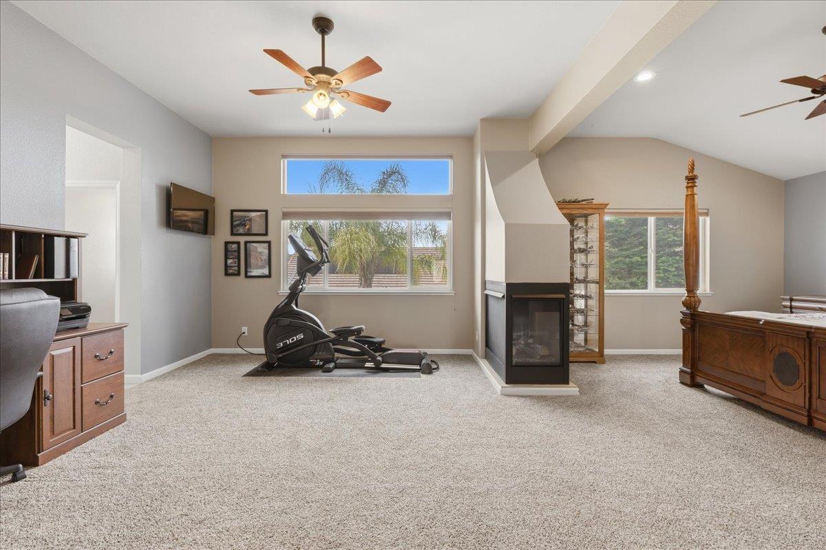 1641 Hummingbird Way Roseville, CA 95747 - Photo 21 of 49