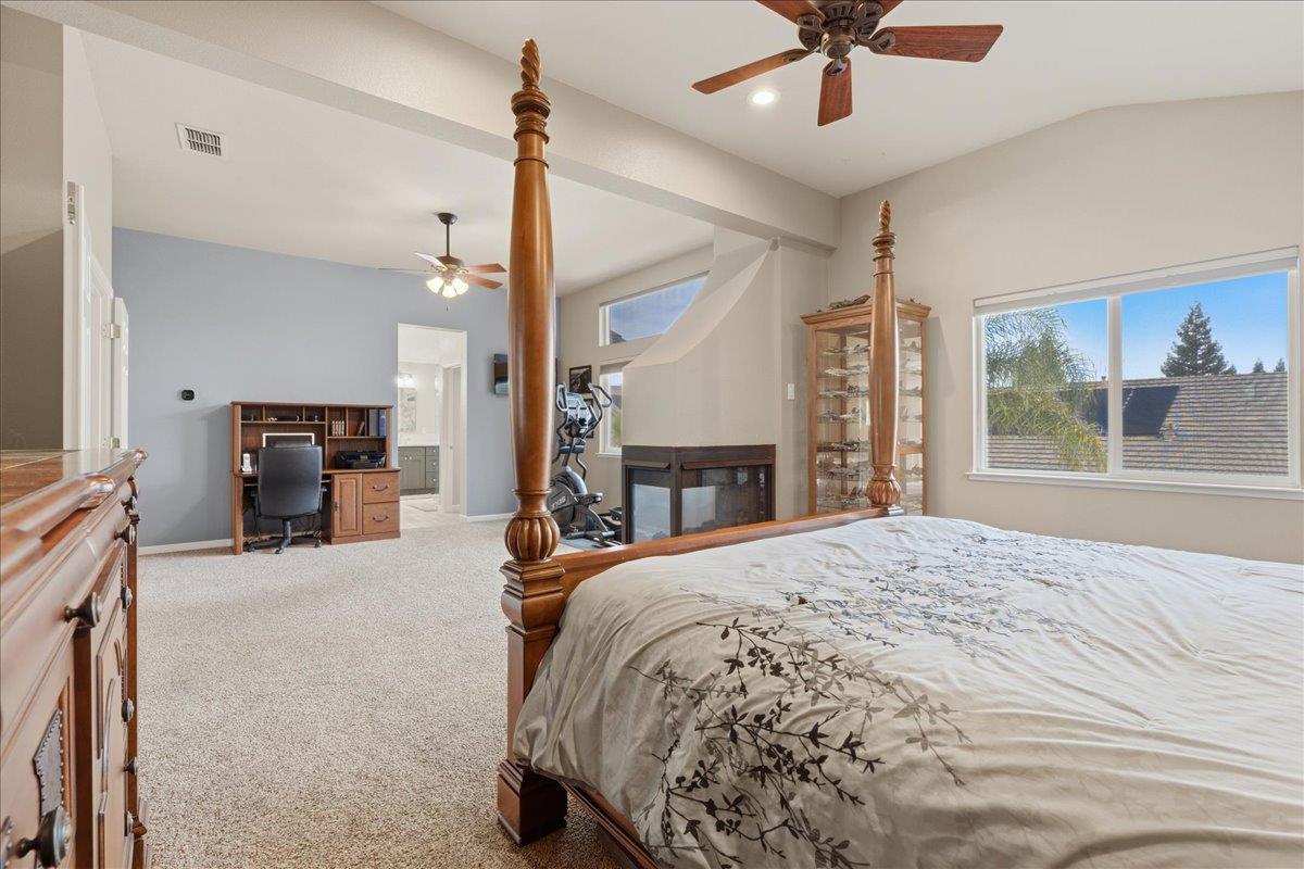 1641 Hummingbird Way Roseville, CA 95747 - Photo 24 of 49