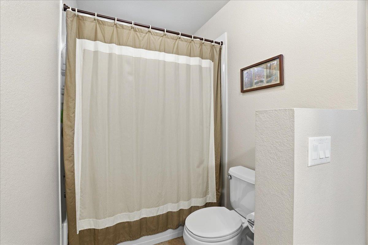 1641 Hummingbird Way Roseville, CA 95747 - Photo 29 of 49