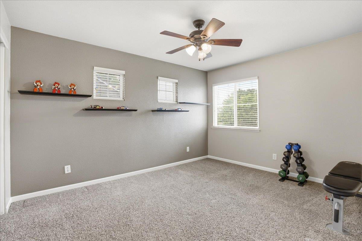 1641 Hummingbird Way Roseville, CA 95747 - Photo 31 of 49