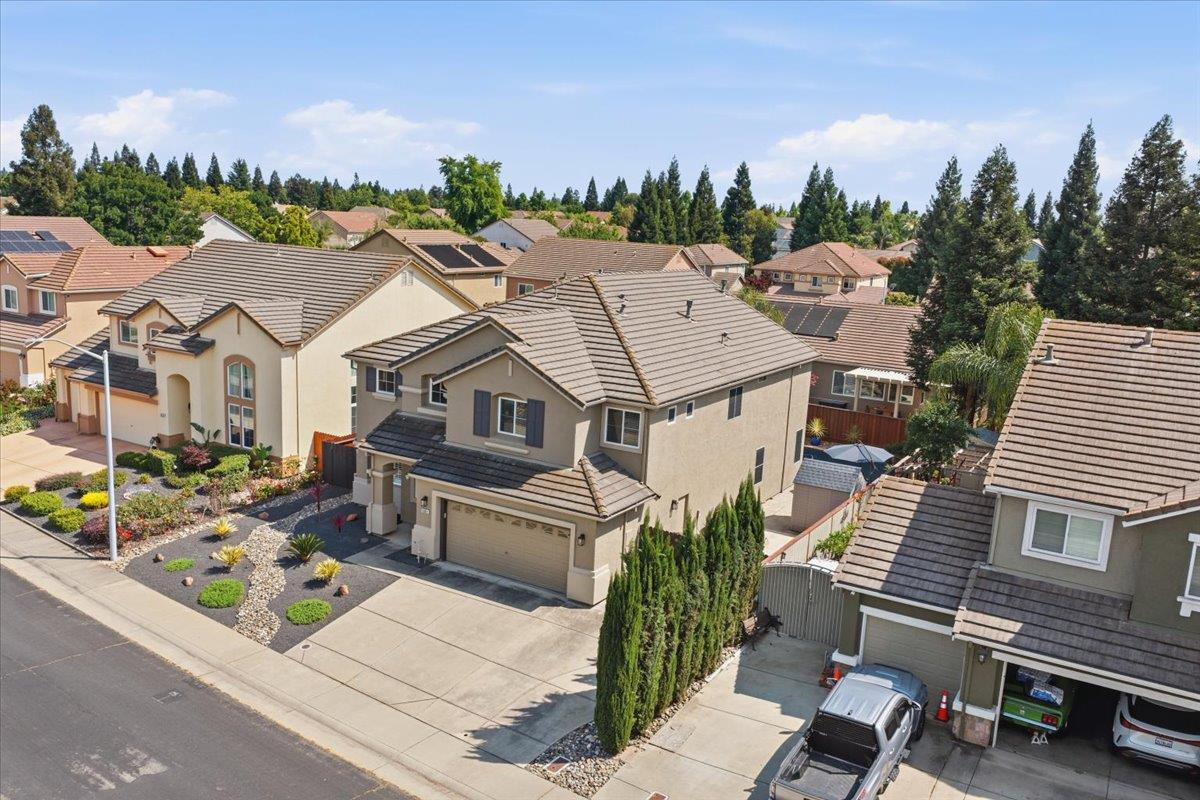 1641 Hummingbird Way Roseville, CA 95747 - Photo 45 of 49