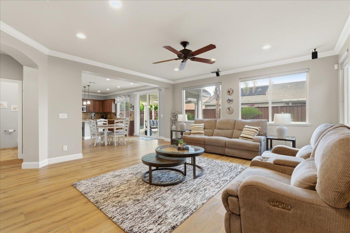 1641 Hummingbird Way Roseville, CA 95747 - Photo 10 of 49