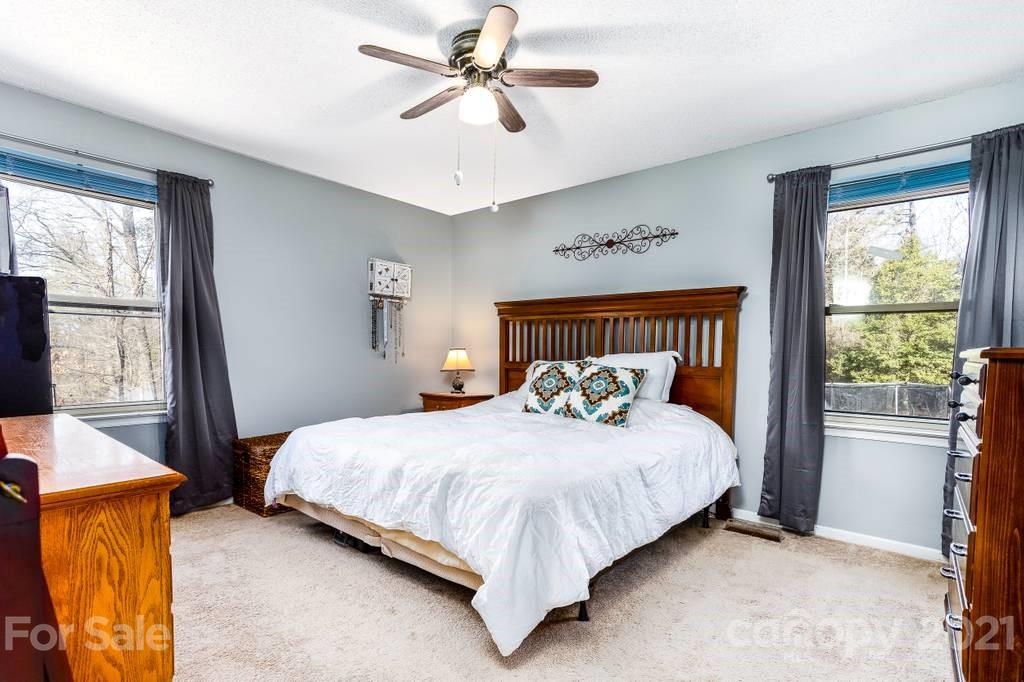 832 Myrtle Clark Kelly Road Mount Holly, NC 28120 - Photo 11 of 23 Gallery Image 11