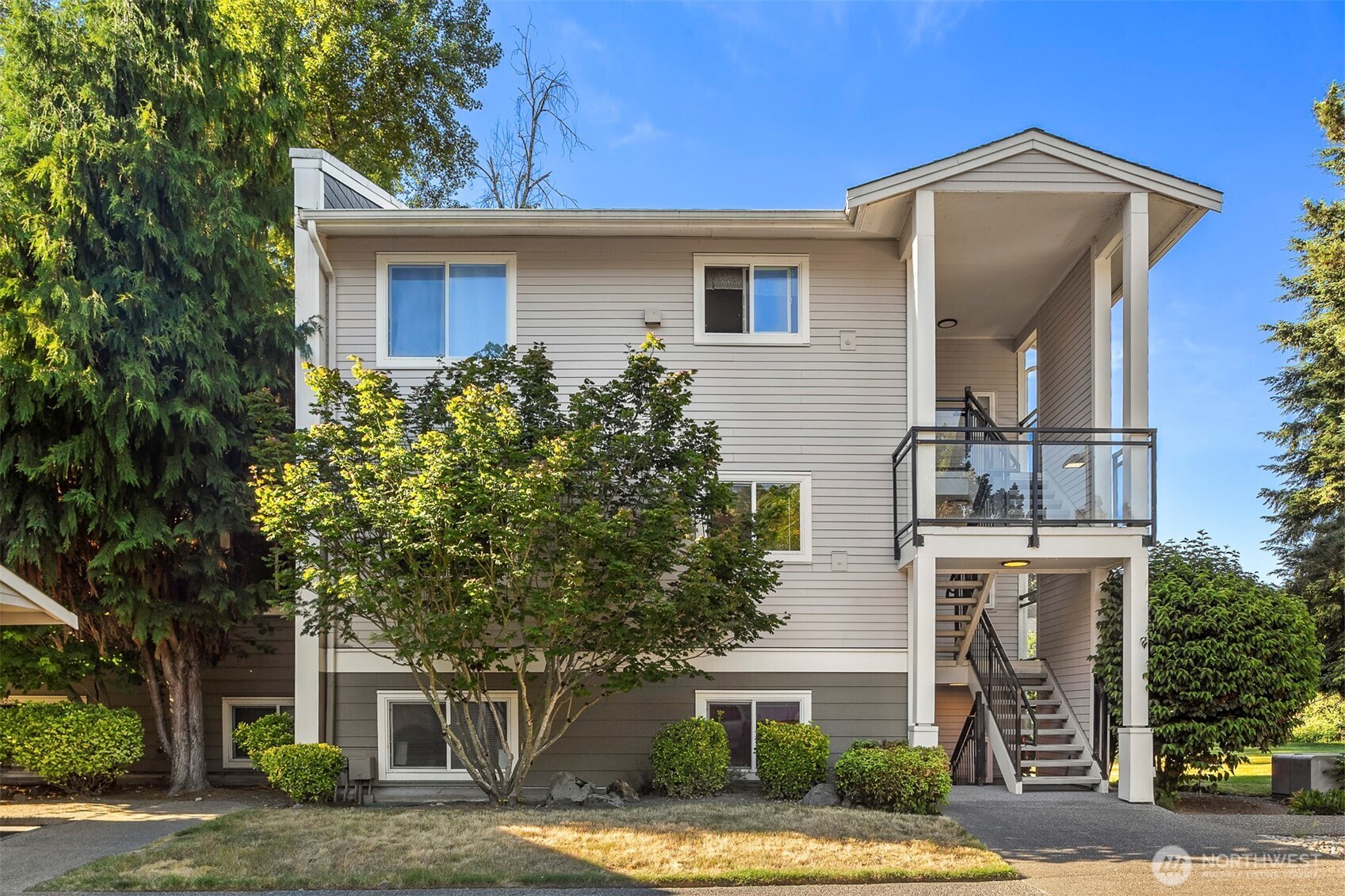 10822 East Riverside Drive, Unit C203 Bothell, WA 98011 - Photo 2 of 25