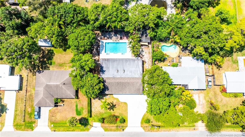 701 Brack Road Fort Pierce, FL 34982 - Photo 6 of 42 Gallery Image 6