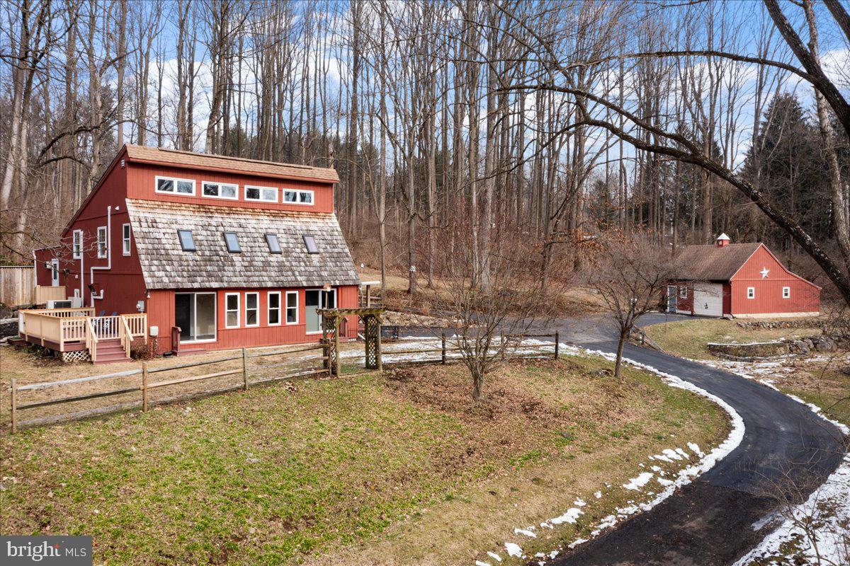 2417 Creek Road Glenmoore, PA 19343 - Photo 2 of 44 Driveway View