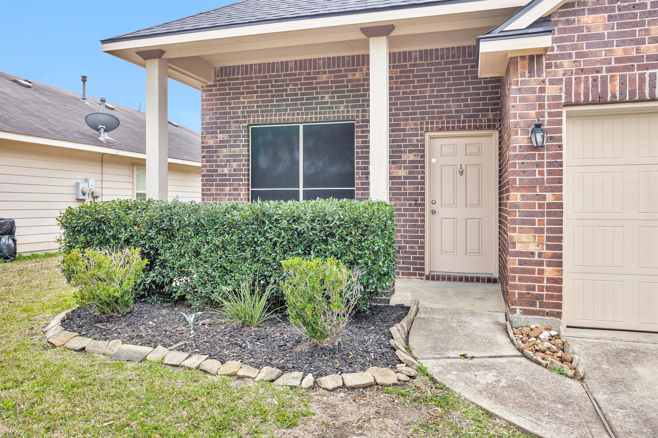 21419 Fossil Trails Drive Spring, TX 77388 - Photo 5 of 42 a front view of a house with garden