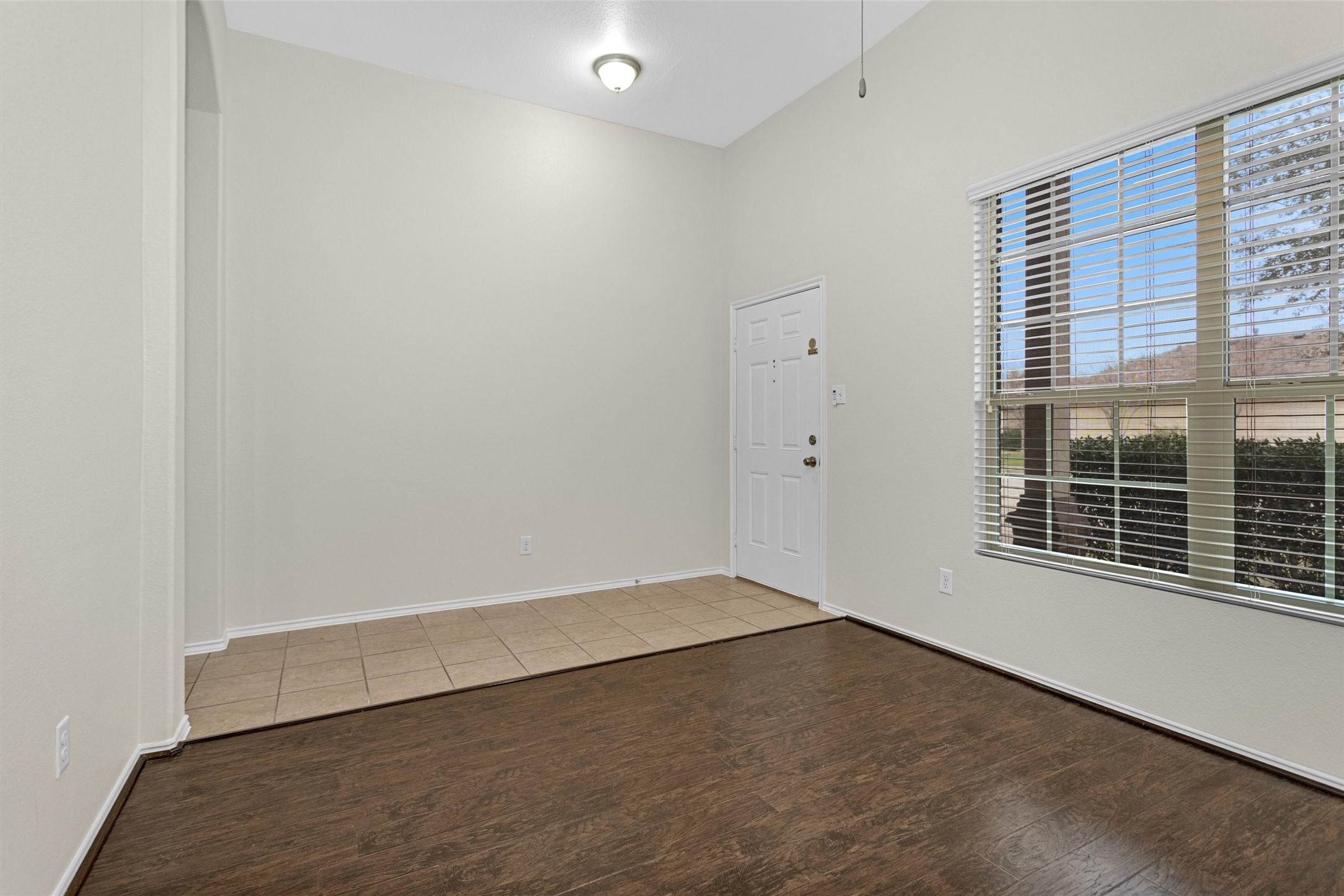 21419 Fossil Trails Drive Spring, TX 77388 - Photo 9 of 42 an empty room with windows