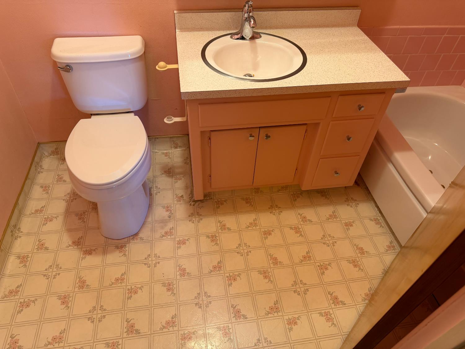 231 Boarman Street Jackson, CA 95642 - Photo 49 of 65 Hall bath