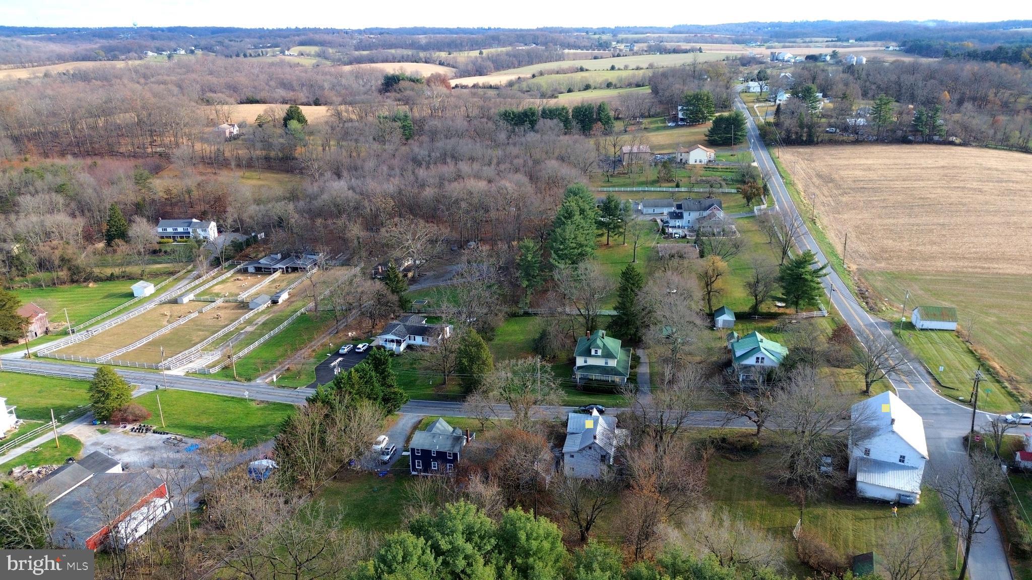 26506 Clarksburg Road Clarksburg, MD 20871 - Photo 37 of 39 an aerial view of multiple house