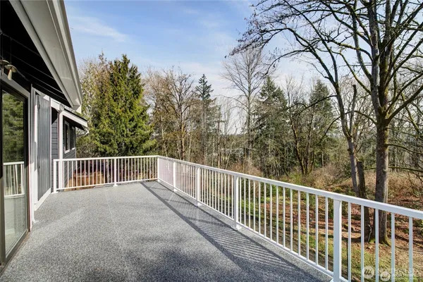 $4,495 | 17355 Northeast 17th Place, Bellevue, WA 98008