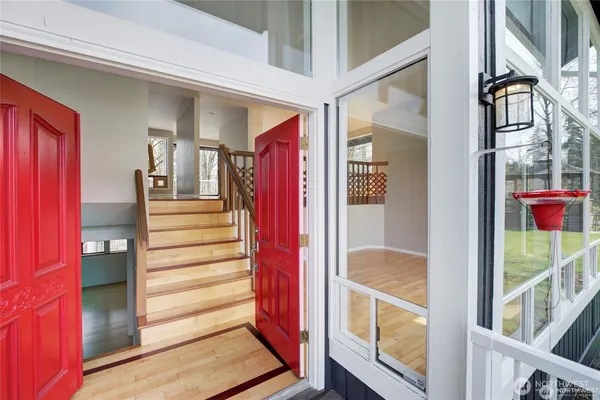 $4,495 | 17355 Northeast 17th Place, Bellevue, WA 98008