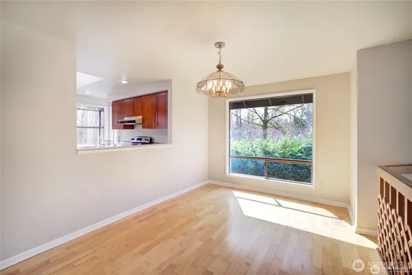 $4,495 | 17355 Northeast 17th Place, Bellevue, WA 98008