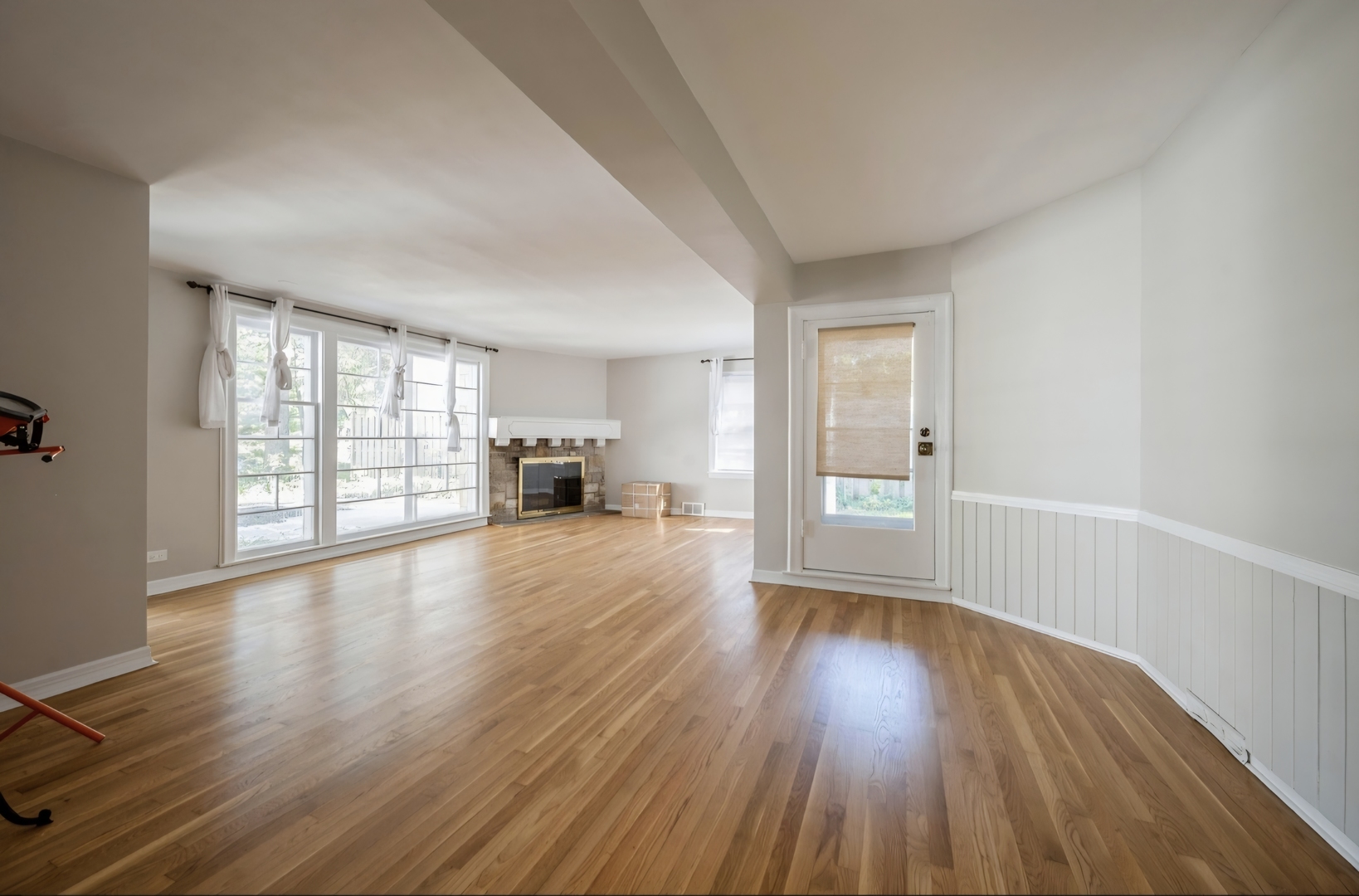 1578 McCraren Road Highland Park, IL 60035 - Photo 2 of 12